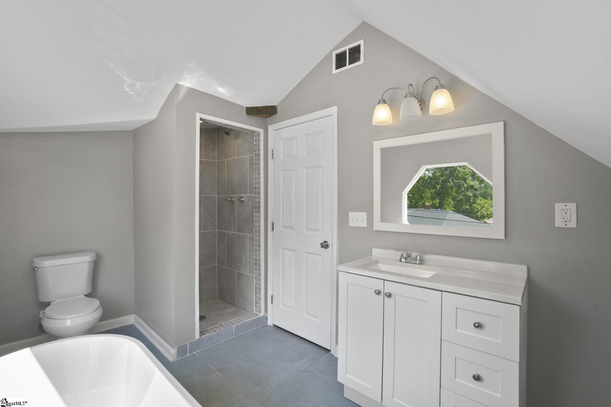 922 Carolina Circle Anderson, SC 29621 - Photo 27 of 36