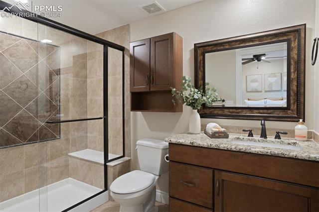 778 Cumberland Road Larkspur, CO 80118 - Photo 21 of 31 3/4 ensuite
