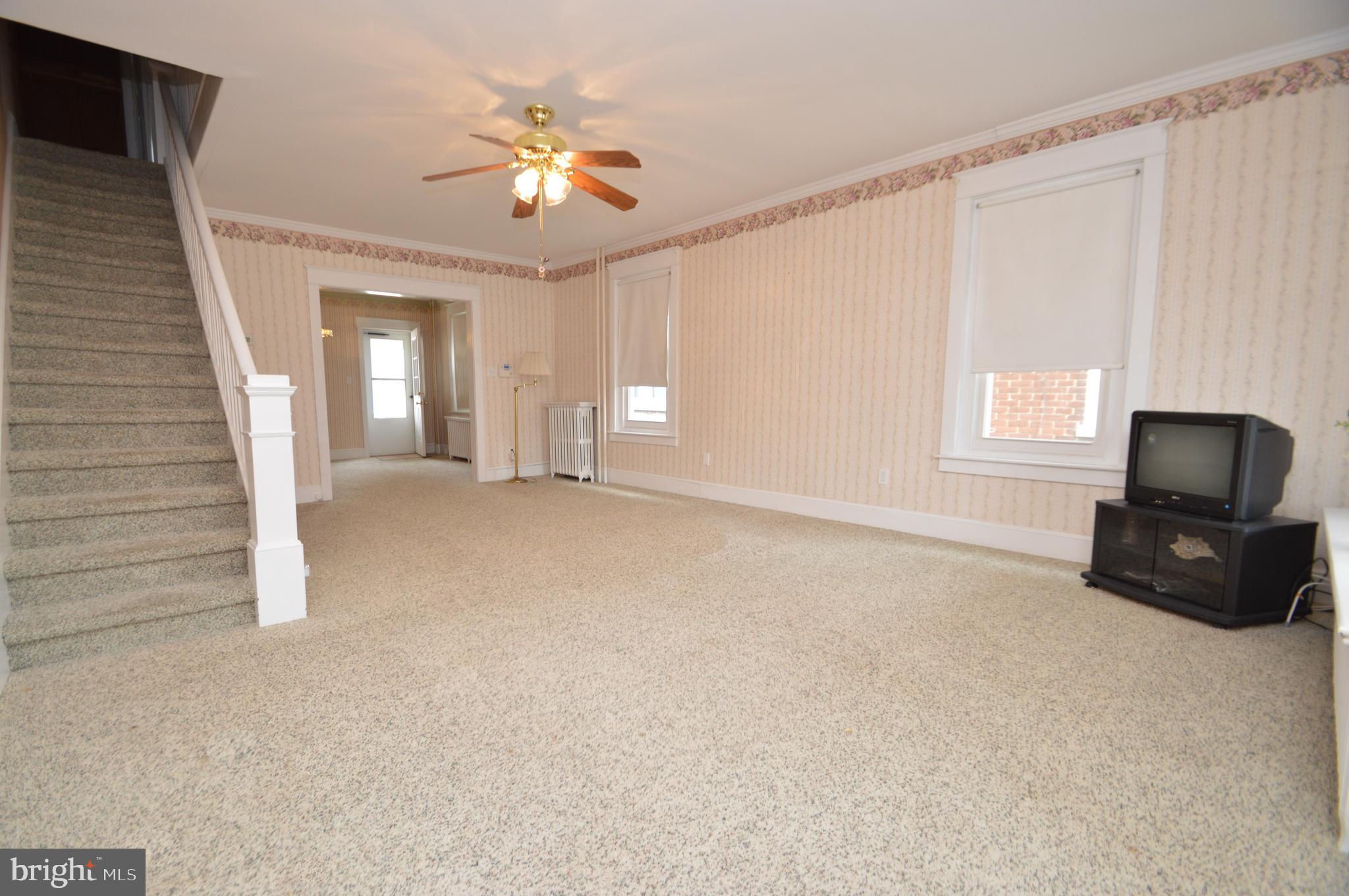 635 Walnut Street Emmaus, PA 18049 - Photo 3 of 18 Gallery Image 3