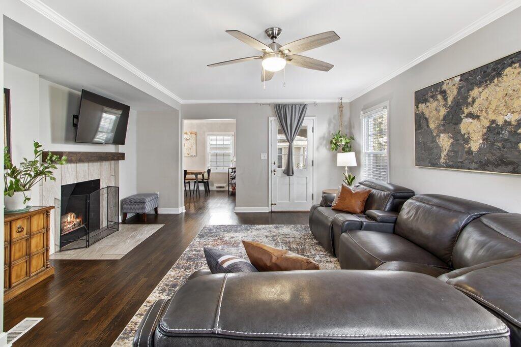 125 Edgevale Road Columbus, OH 43209 - Photo 9 of 34 125 Edgevale Road-17.jpg-SMALL
