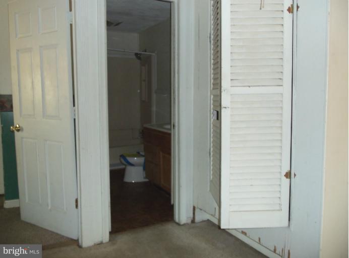 10159 Guilford Road Jessup, MD 20794 - Photo 3 of 17 Hallway