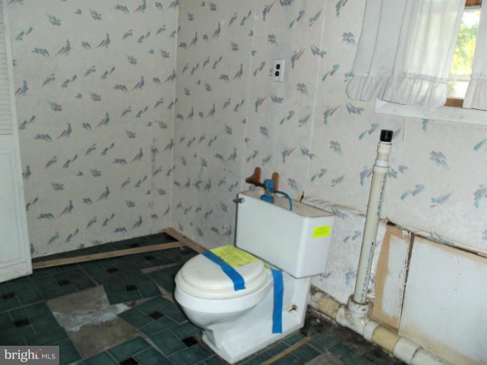 10159 Guilford Road Jessup, MD 20794 - Photo 7 of 17 Half Bath