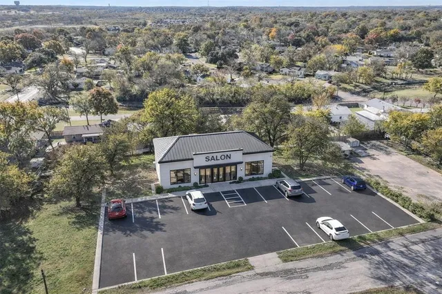 $350,000 | 213 West Eldred Street, Unit 1, Burleson, TX 76028