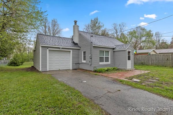 $119,900 | 6429 Rosedale Road, Lansing, MI 48911