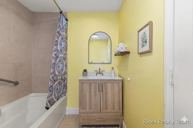 $129,900 | 6429 Rosedale Road, Lansing, MI 48911