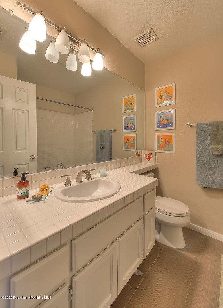 2871 Ashley Drive Pasadena, CA 91107 - Photo 16 of 20 Bathroom 3 (1 of 4)