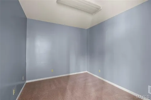 $665,000 | 332 Remington Way Drive, Ballwin, MO 63021