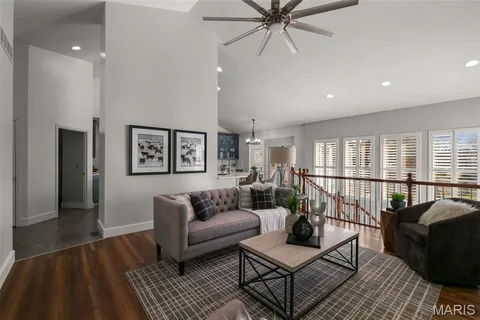 $665,000 | 332 Remington Way Drive, Ballwin, MO 63021