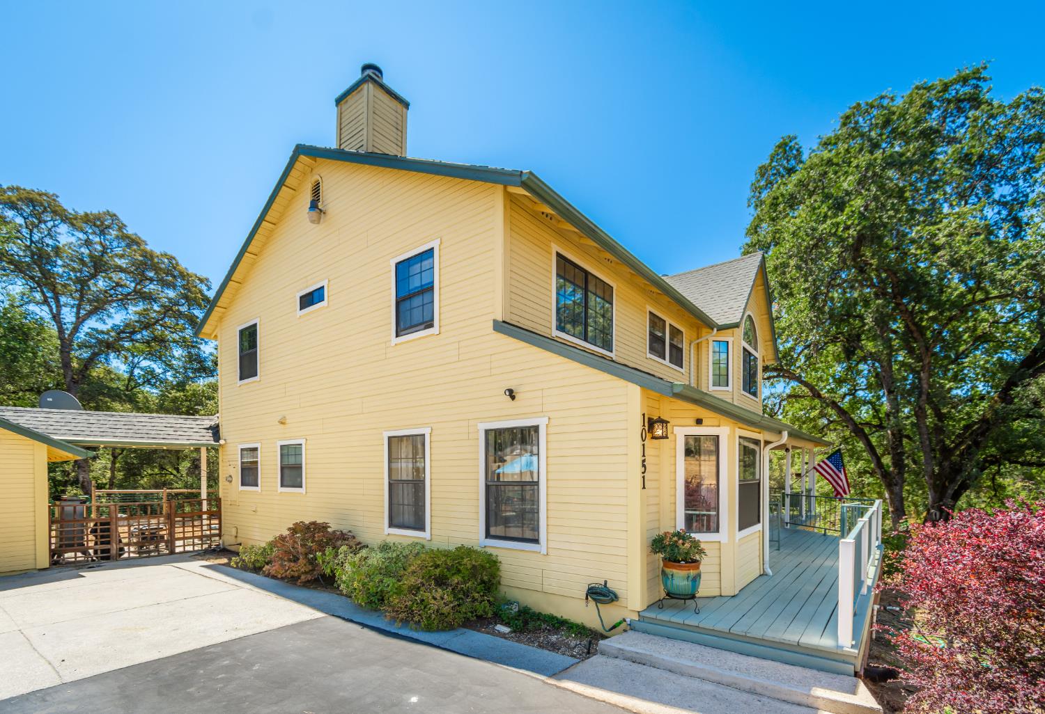 10151 Trauner Road Rough and Ready, CA 95975 - Photo 13 of 45 a front view of a house with a yard