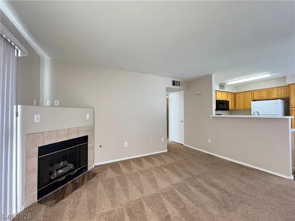 $1,210 | 5710 East Tropicana Avenue, Unit 2089, Las Vegas, NV 89122