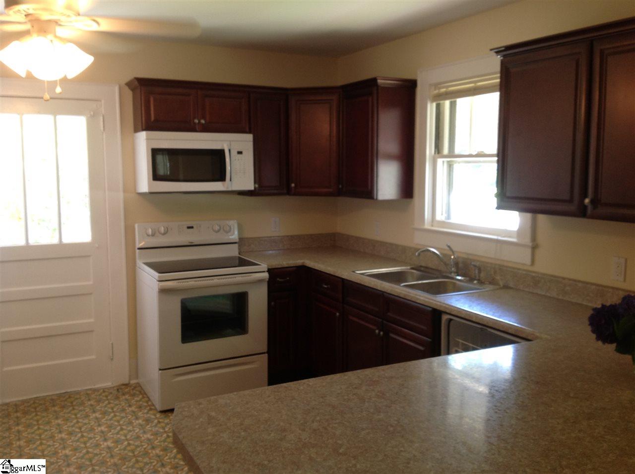 204 Tindal Road Greenville, SC 29617 - Photo 3 of 6 Gallery Image 3