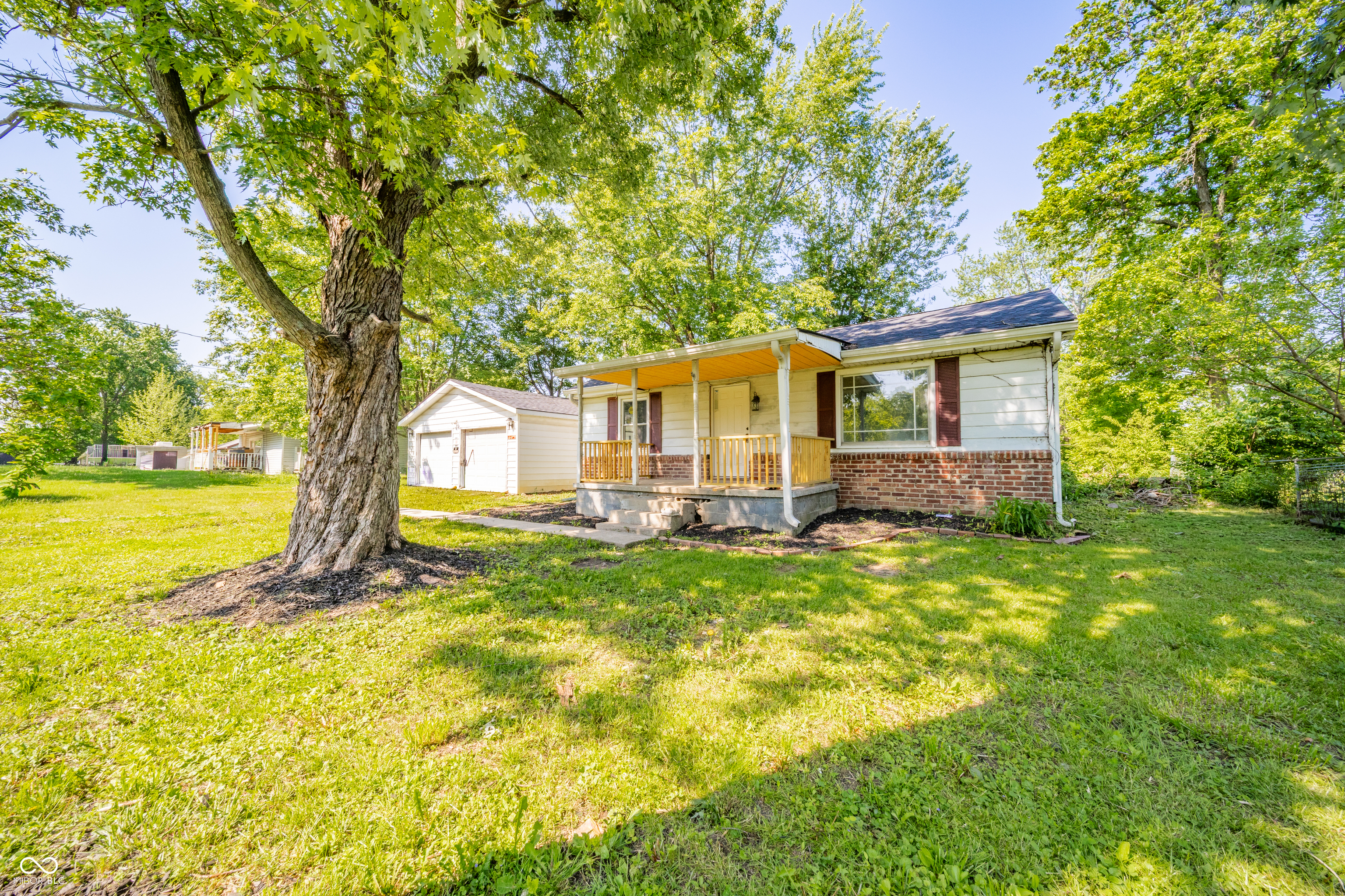 713 South Lancaster Road Muncie, IN 47302 - Photo 2 of 15