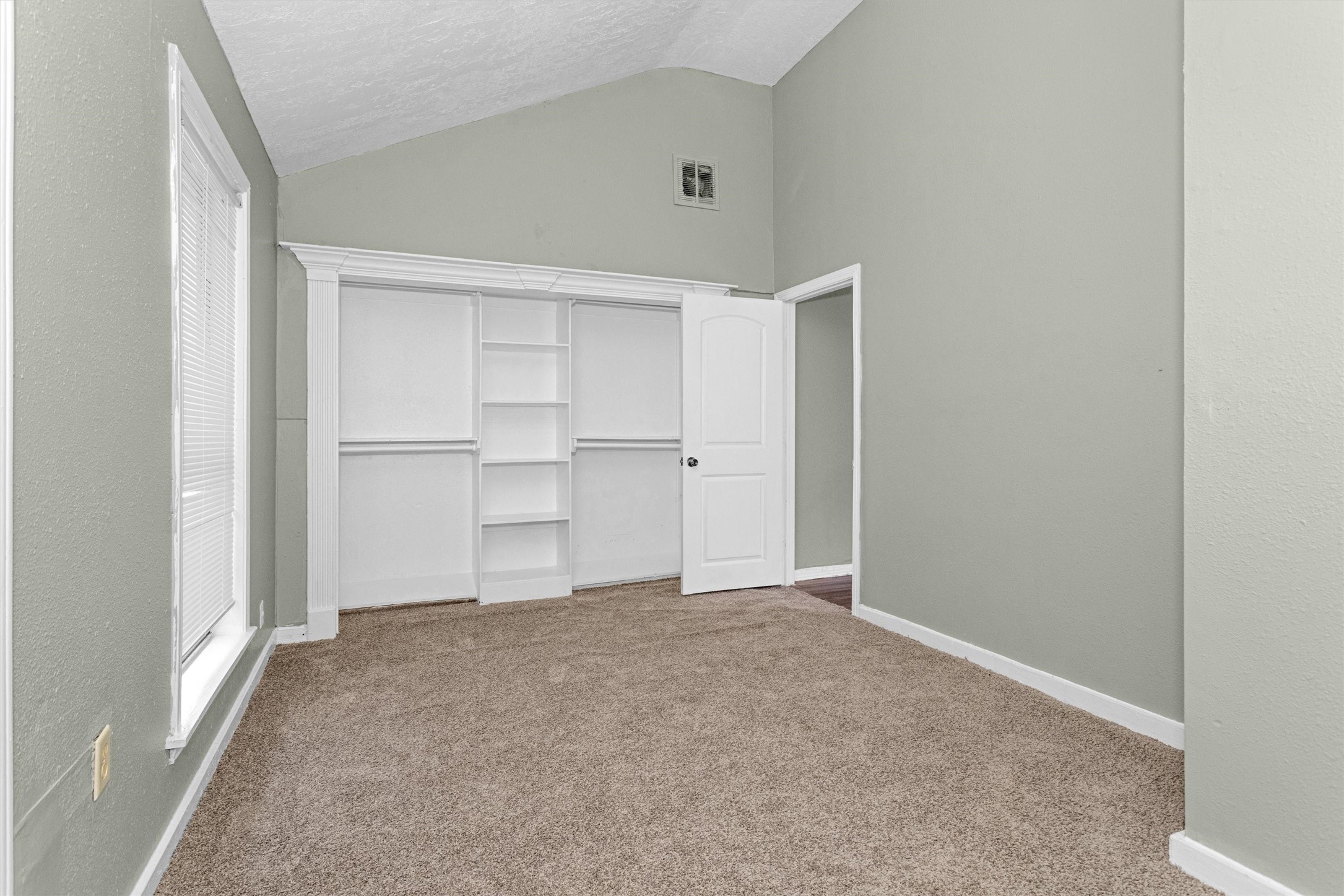 12443 South Rachlin Circle Houston, TX 77071 - Photo 20 of 29 a view of empty room