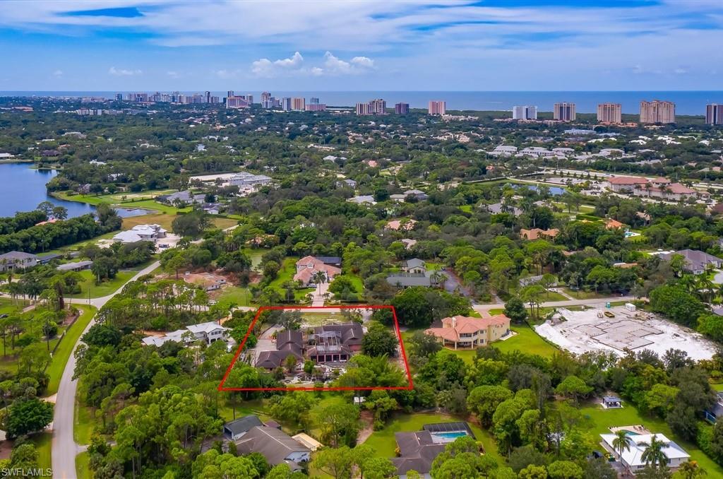 528 Ridge Drive Naples, FL 34108 - Photo 3 of 6