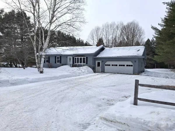 $265,000 | 23 Olde Parkway Road, Kingfield, ME 04947