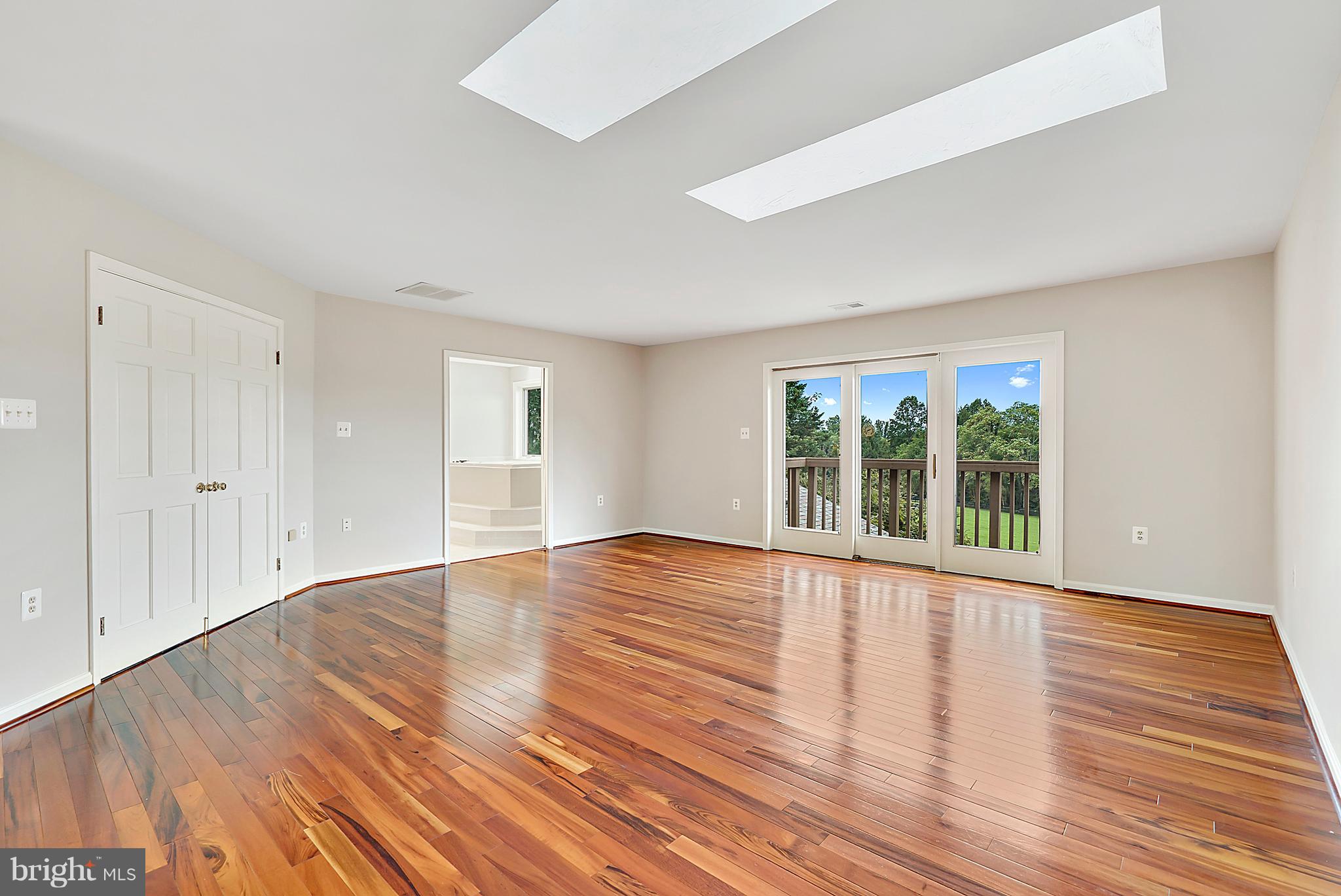 4354 High Ridge Road Haymarket, VA 20169 - Photo 16 of 30 Master Suite boasts Brazilian Tigerwood flooring