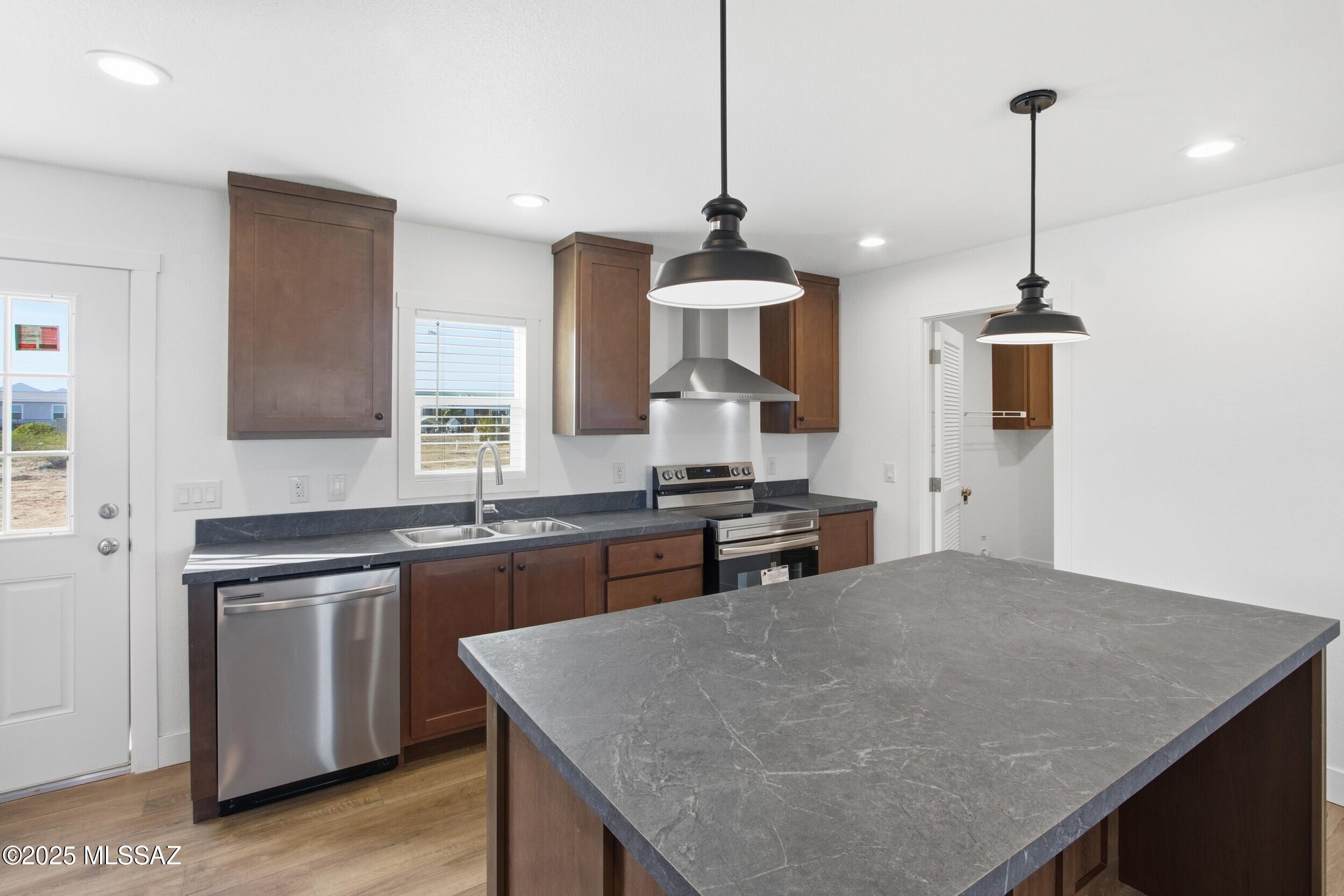 13259 North Derringer Road Marana, AZ 85653 - Photo 8 of 31 Gallery Image 8