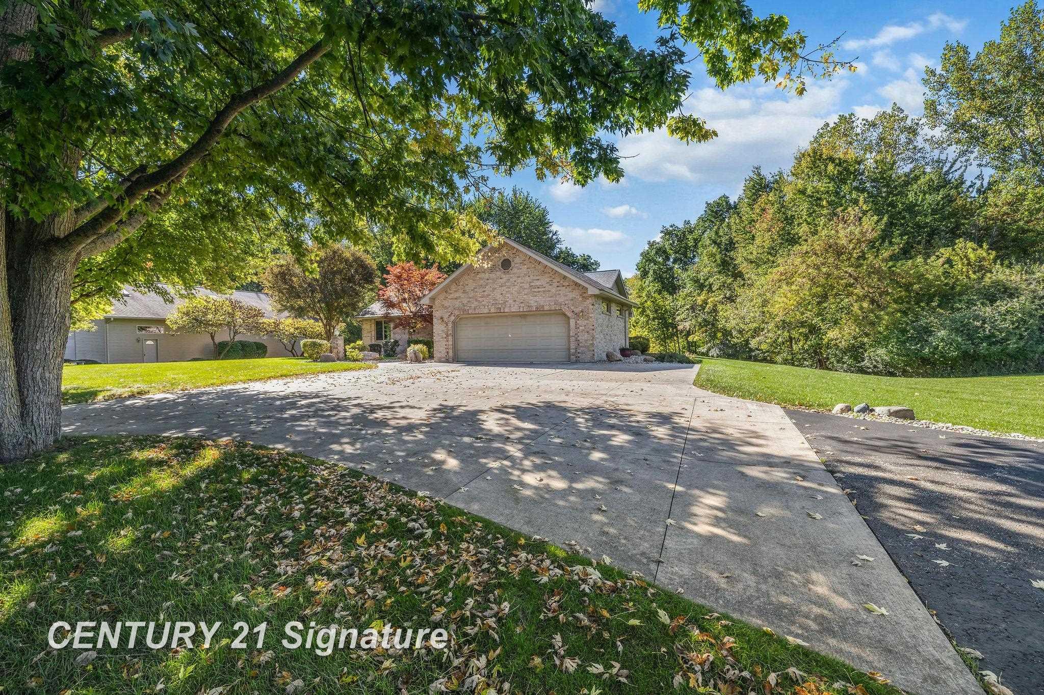 3137 Midland Road Saginaw, MI 48603 - Photo 3 of 85