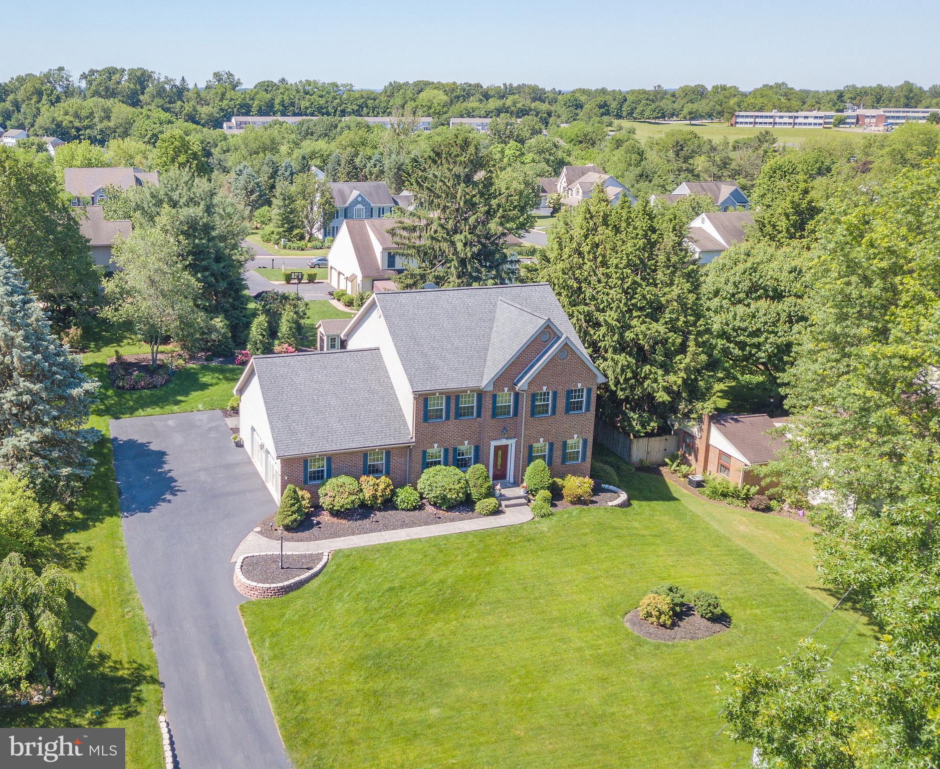 220 Owl Hill Road Lititz, PA 17543 - Photo 4 of 50