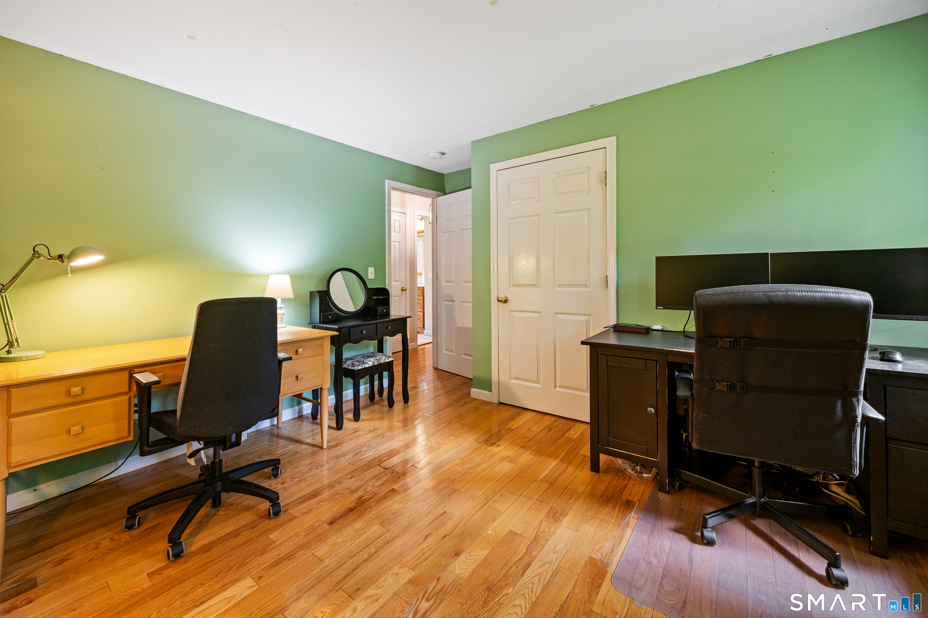 825 Neipsic Road Glastonbury, CT 06033 - Photo 22 of 40