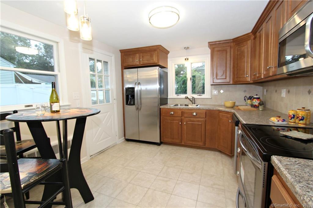 21 May Road East Hartford, CT 06118 - Photo 1 of 1 Welcome to this lovely 3 bedroom, 1 bath, ranch style home on May Rd in East Hartford - seconds from the Glastonbury town line, enjoy walking to the local farmers stand for all of your fresh veggies through the fall!