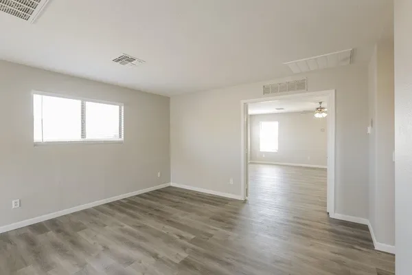 $2,435 | 2217 East 35th Avenue, Apache Junction, AZ 85119