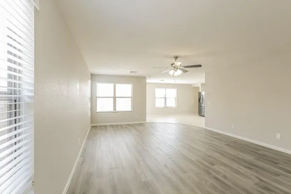 $2,435 | 2217 East 35th Avenue, Apache Junction, AZ 85119