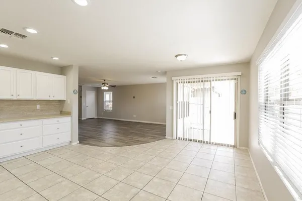 $2,435 | 2217 East 35th Avenue, Apache Junction, AZ 85119