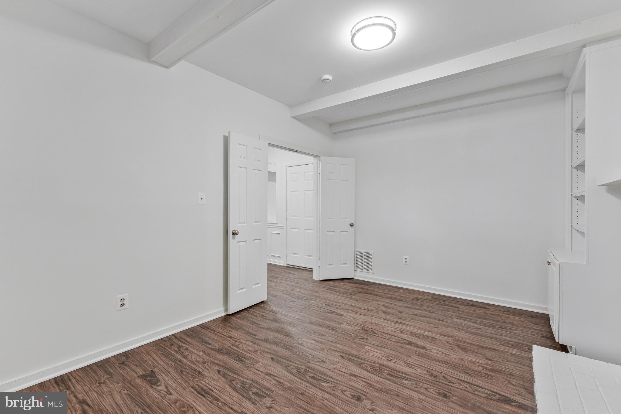 1138 Randolph Road McLean, VA 22101 - Photo 9 of 70 Gallery Image 9