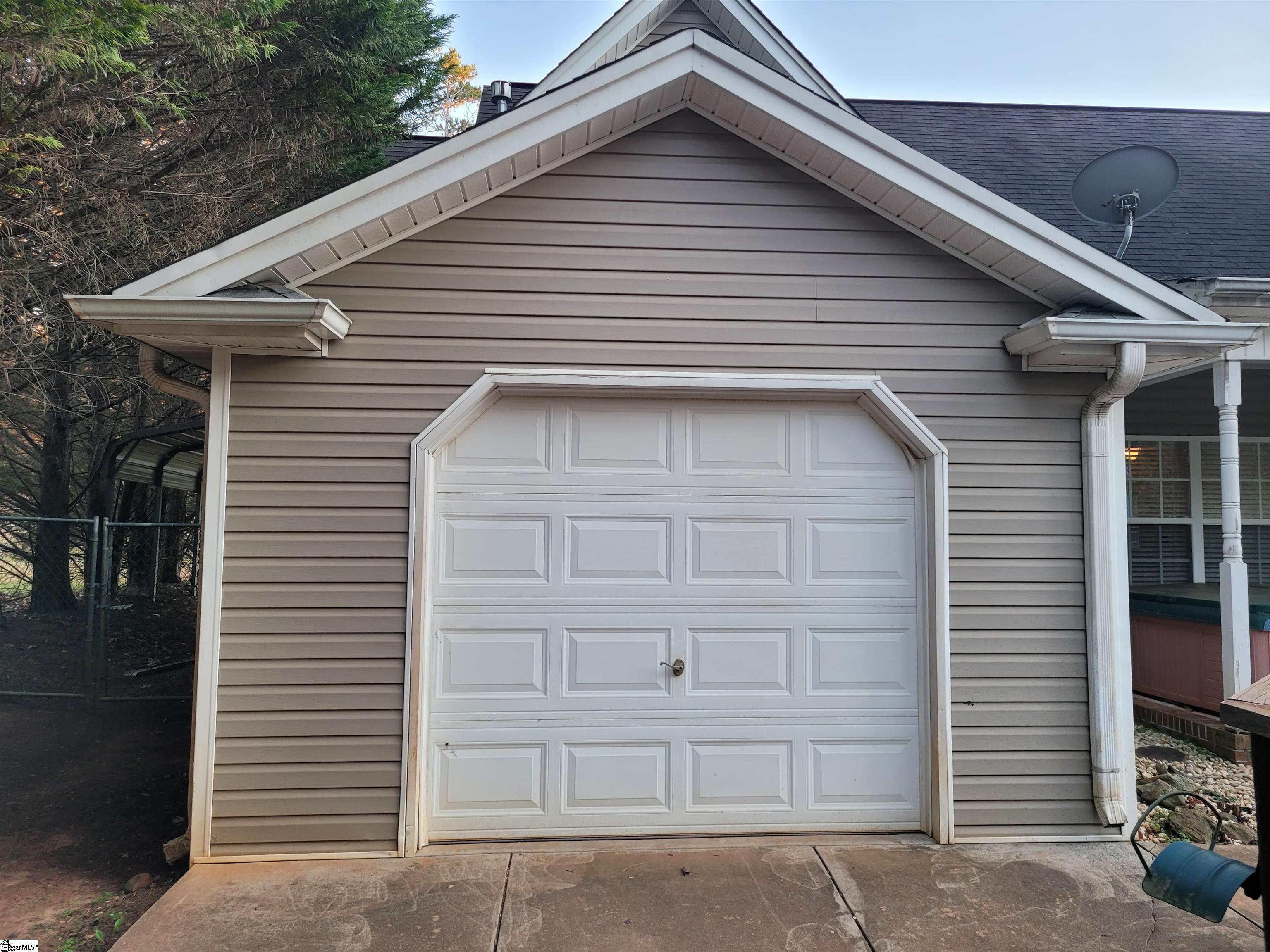 828 Pope Field Road Easley, SC 29642 - Photo 18 of 19 Gallery Image 18