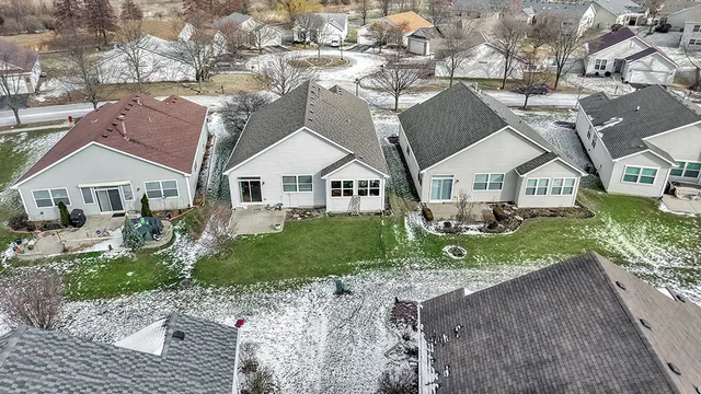$359,900 | 1553 Benzie Circle, Romeoville, IL 60446