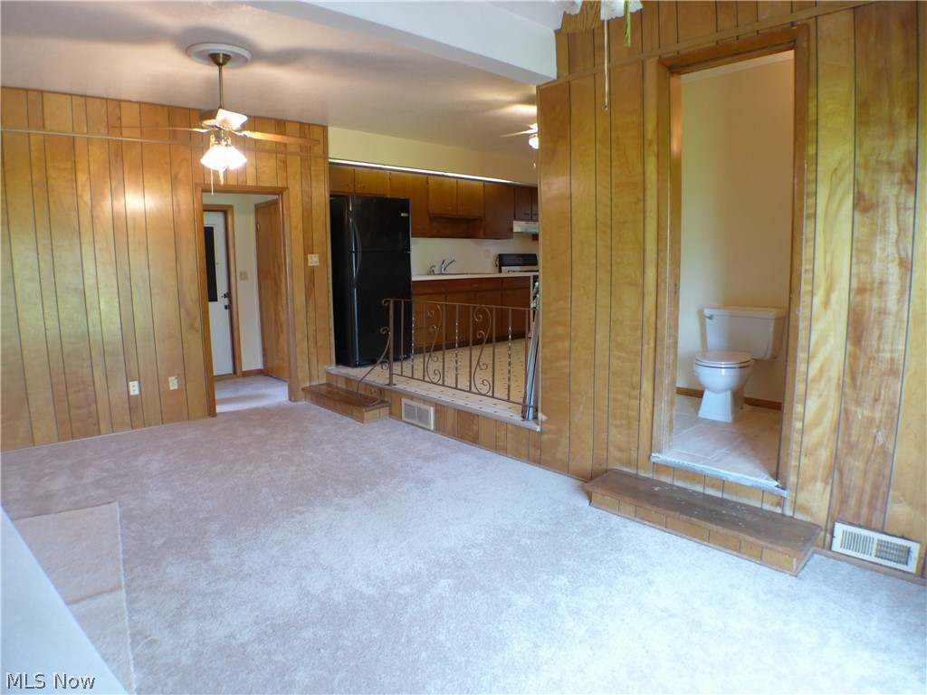 19315 Homeway Road Cleveland, OH 44135 - Photo 13 of 29