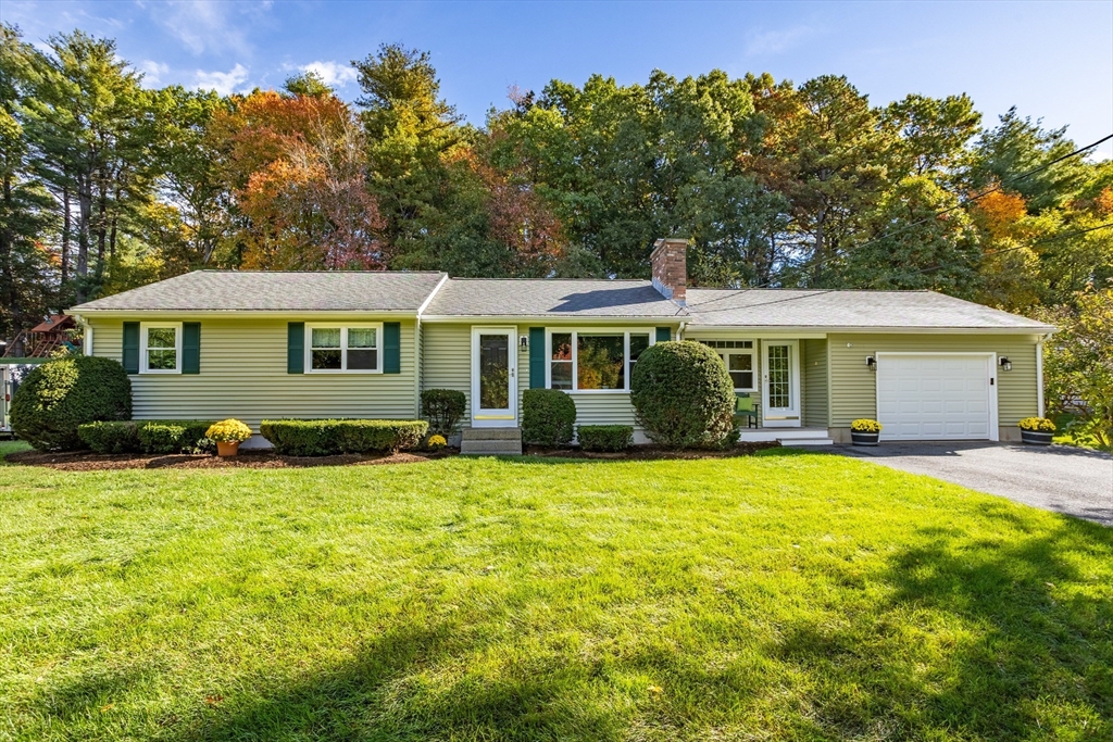 44 Beach Point Road Lancaster, MA 01523 - Photo 1 of 28