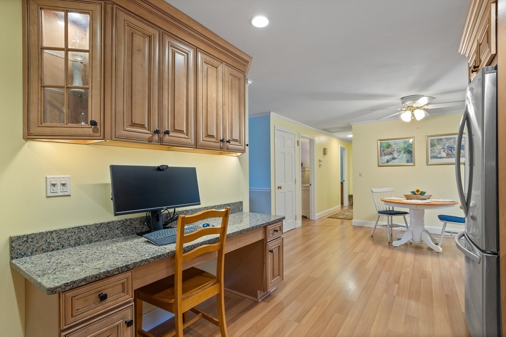 44 Beach Point Road Lancaster, MA 01523 - Photo 13 of 28
