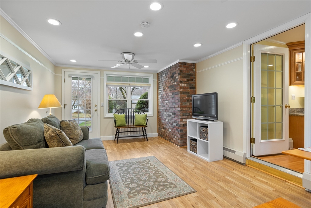 44 Beach Point Road Lancaster, MA 01523 - Photo 15 of 28