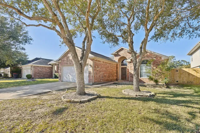 $280,000 | 15227 Willowhurst Drive, Cypress, TX 77429