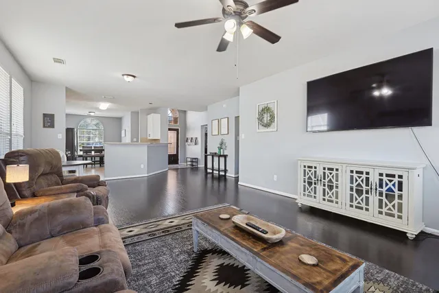 $280,000 | 15227 Willowhurst Drive, Cypress, TX 77429