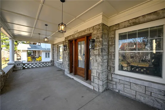$525,000 | 3703 Pennsylvania Avenue, Kansas City, MO 64111