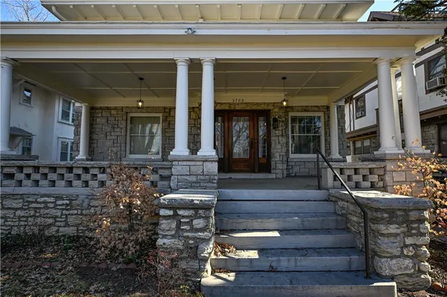 $525,000 | 3703 Pennsylvania Avenue, Kansas City, MO 64111
