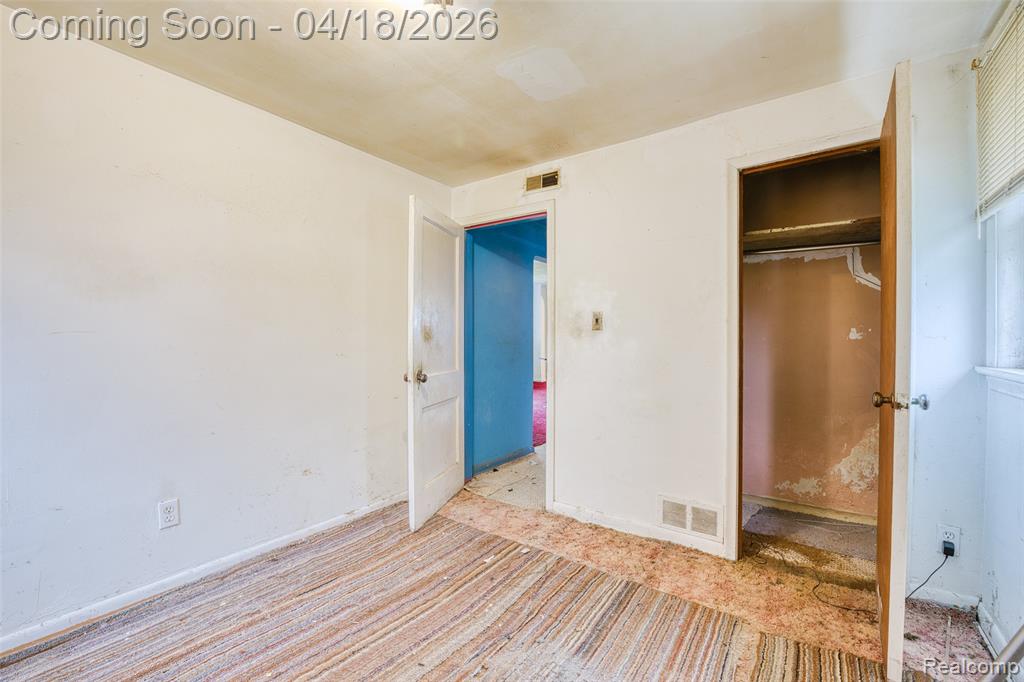 35740 Beverly Road Romulus, MI 48174 - Photo 15 of 28