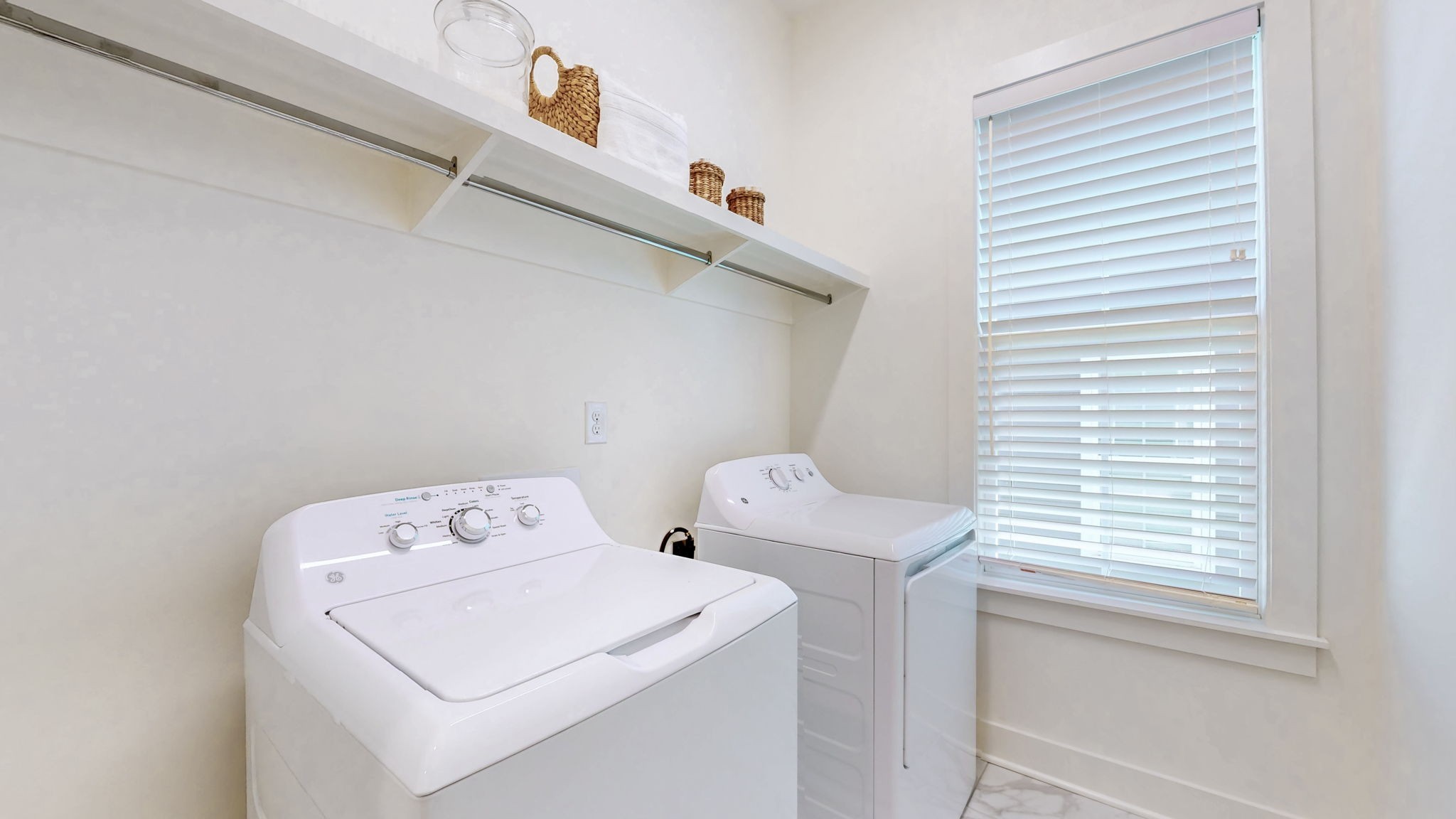 409 Herringbone Court Franklin, TN 37064 - Photo 11 of 36 a utility room with dryer and washer