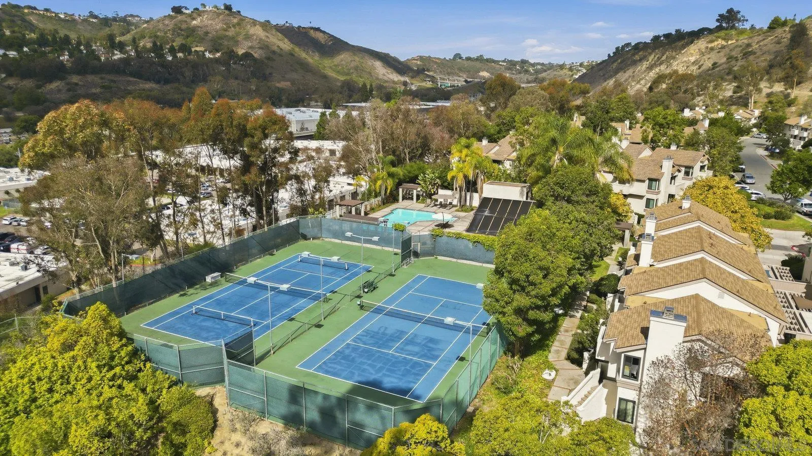 2742 Ariane Drive, Unit 153 San Diego, CA 92117 - Photo 30 of 43 a view of a yard in front of house