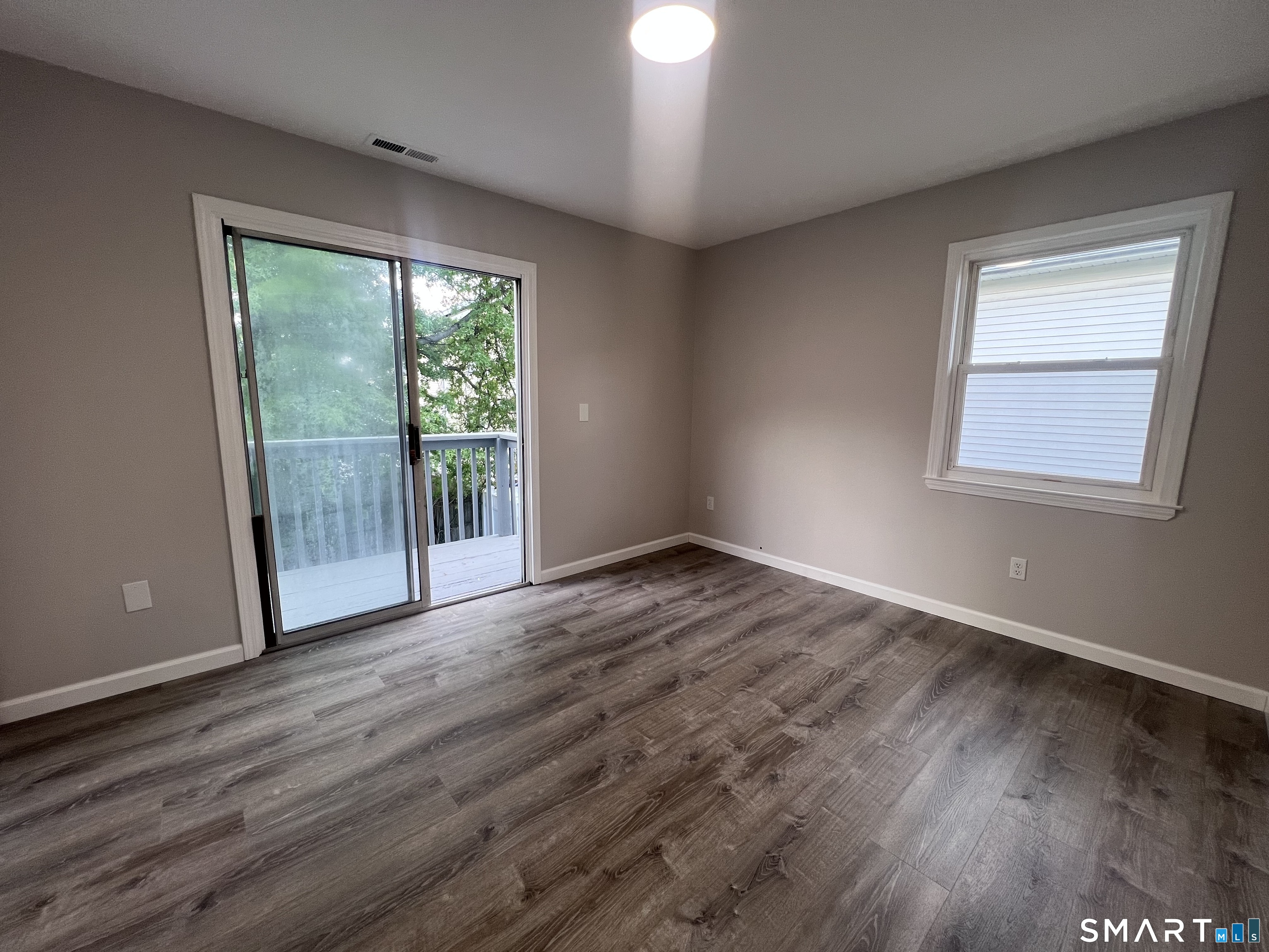 95 Shell Street Bridgeport, CT 06605 - Photo 20 of 34 PRIMARY BEDROOM WITH BALCONY