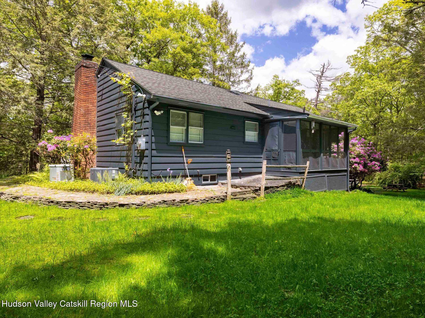 78 Ratterman Road Woodstock, NY 12498 - Photo 2 of 35 photo_online_034