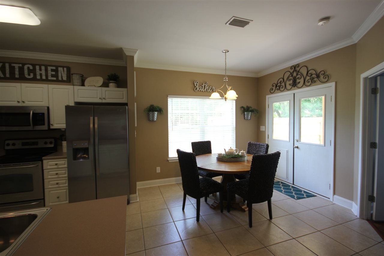 14633 Silveroaks Loop Silverhill, AL 36576 - Photo 10 of 29