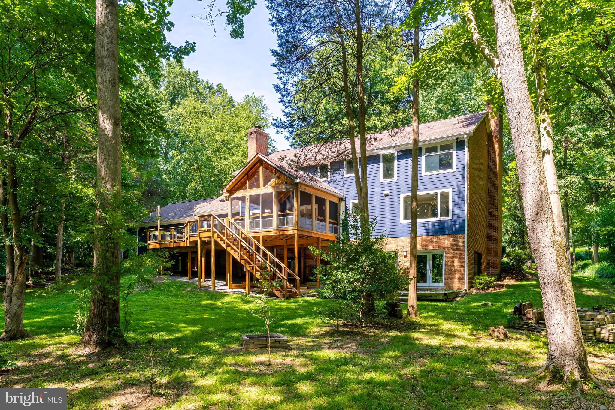 401 Seneca Road Great Falls, VA 22066 - Photo 11 of 16 Gallery Image 11