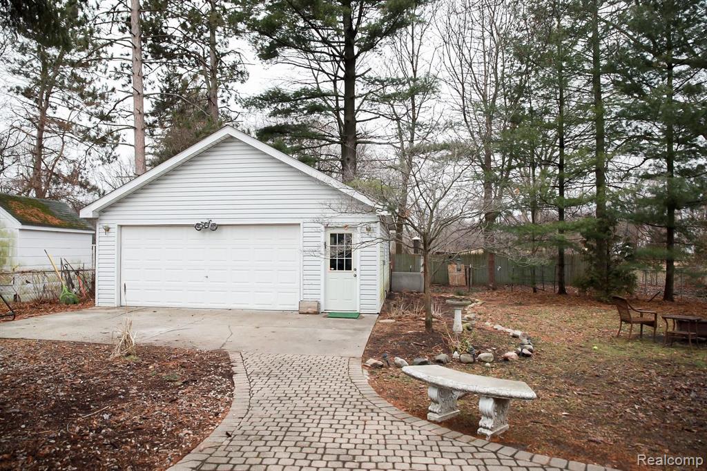 3096 Devondale Road Rochester Hills, MI 48309 - Photo 9 of 41