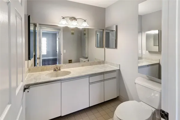 $5,000 | 11310 Lake Tree Court, Boca Raton, FL 33498