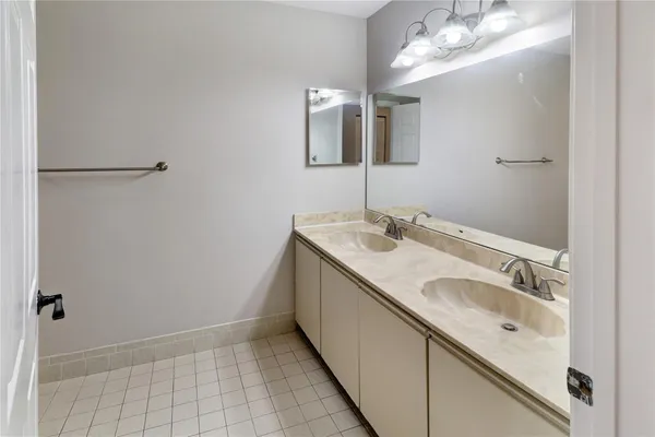 $5,000 | 11310 Lake Tree Court, Boca Raton, FL 33498