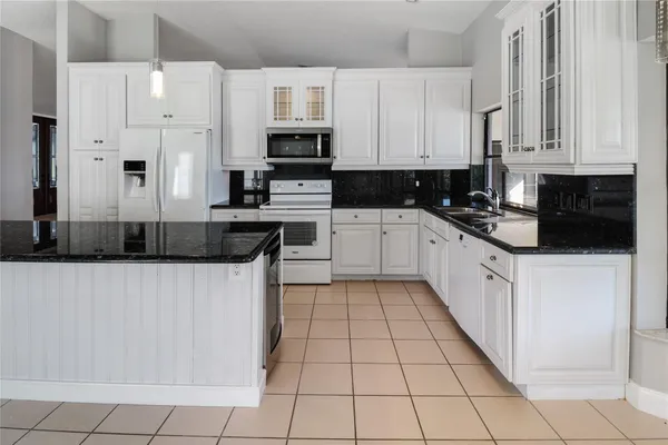 $5,000 | 11310 Lake Tree Court, Boca Raton, FL 33498